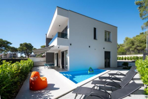 Family friendly house with a swimming pool Bibinje, Zadar - 23363